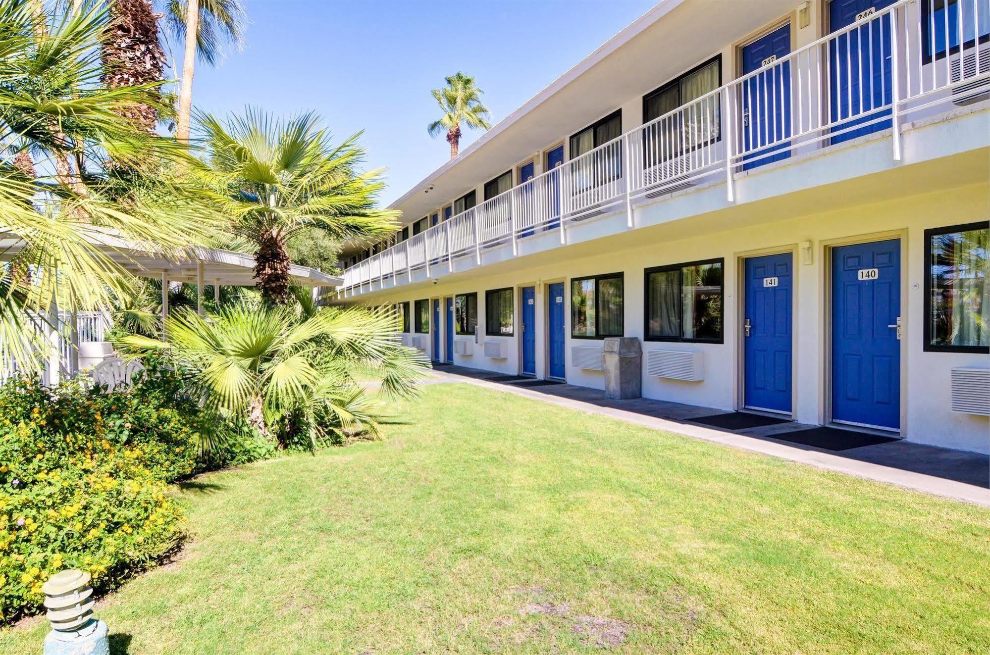 Motel 6-Palm Springs, Ca - East - Palm Canyon Luaran gambar