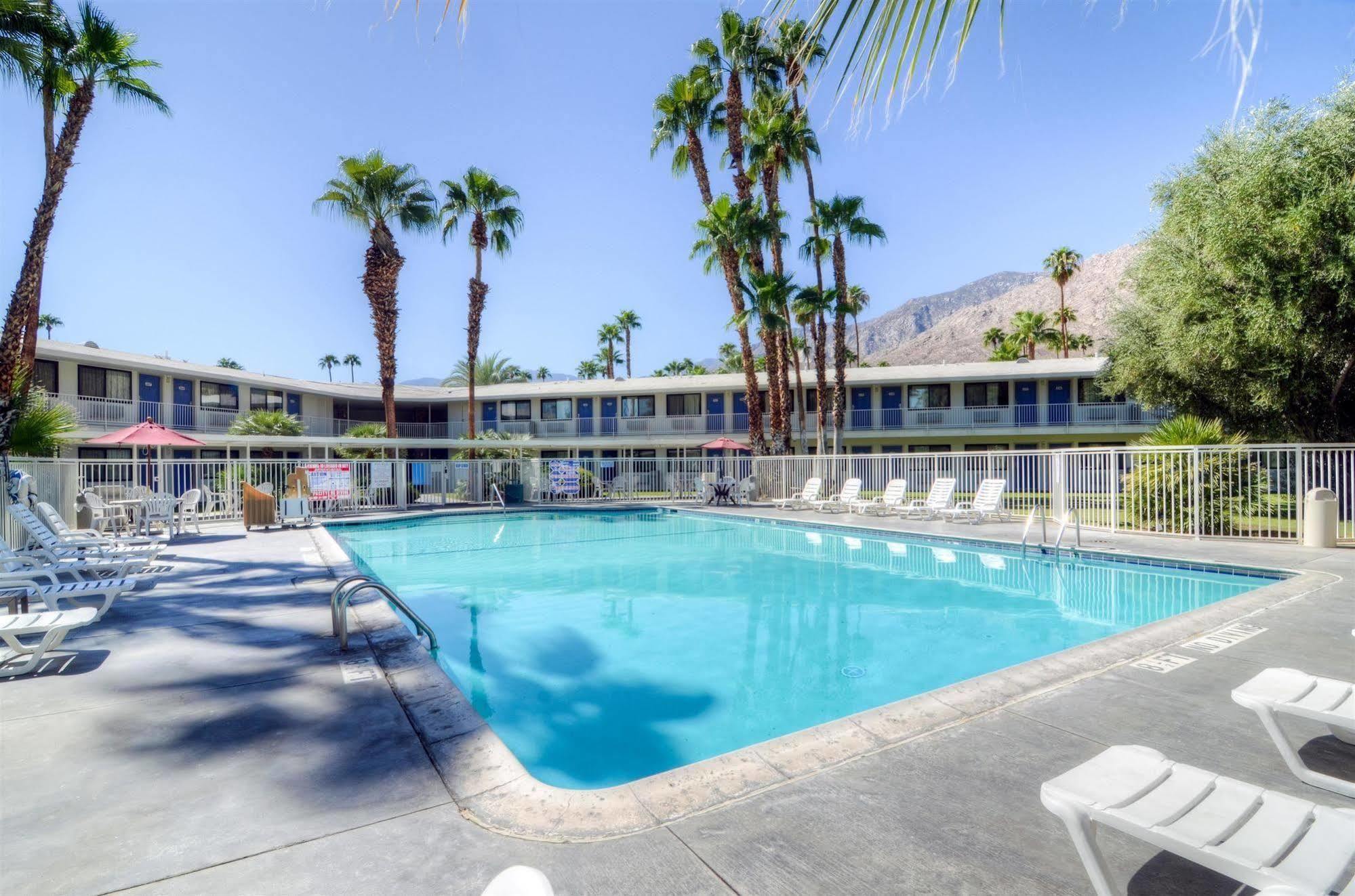 Motel 6-Palm Springs, Ca - East - Palm Canyon Luaran gambar