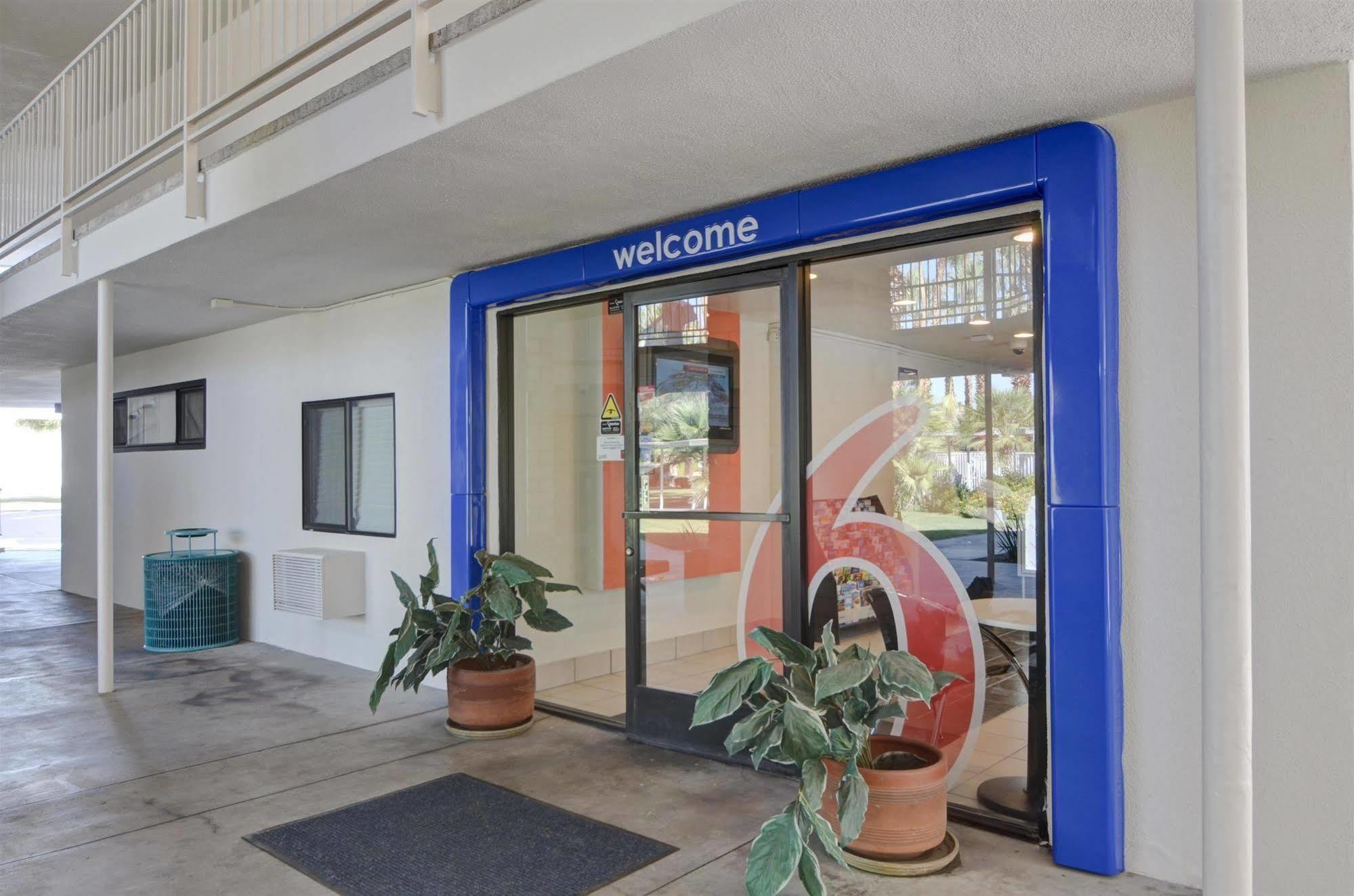 Motel 6-Palm Springs, Ca - East - Palm Canyon Luaran gambar